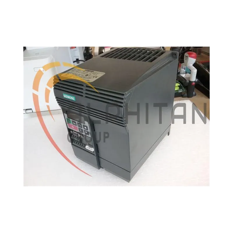 Variateur SIEMENS 6SE3 215 8DB50 Variateur SIEMENS 6SE3 215 8DB50