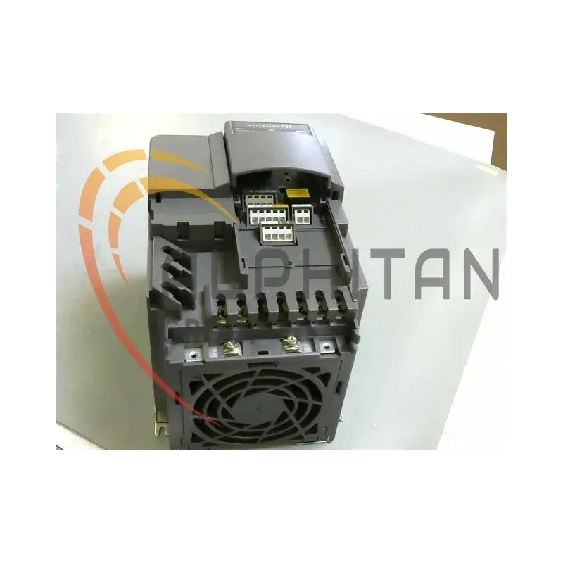 Variateur SIEMENS 6SE6 420 2AD24 0BA1 Variateur SIEMENS 6SE6 420 2AD24 0BA1