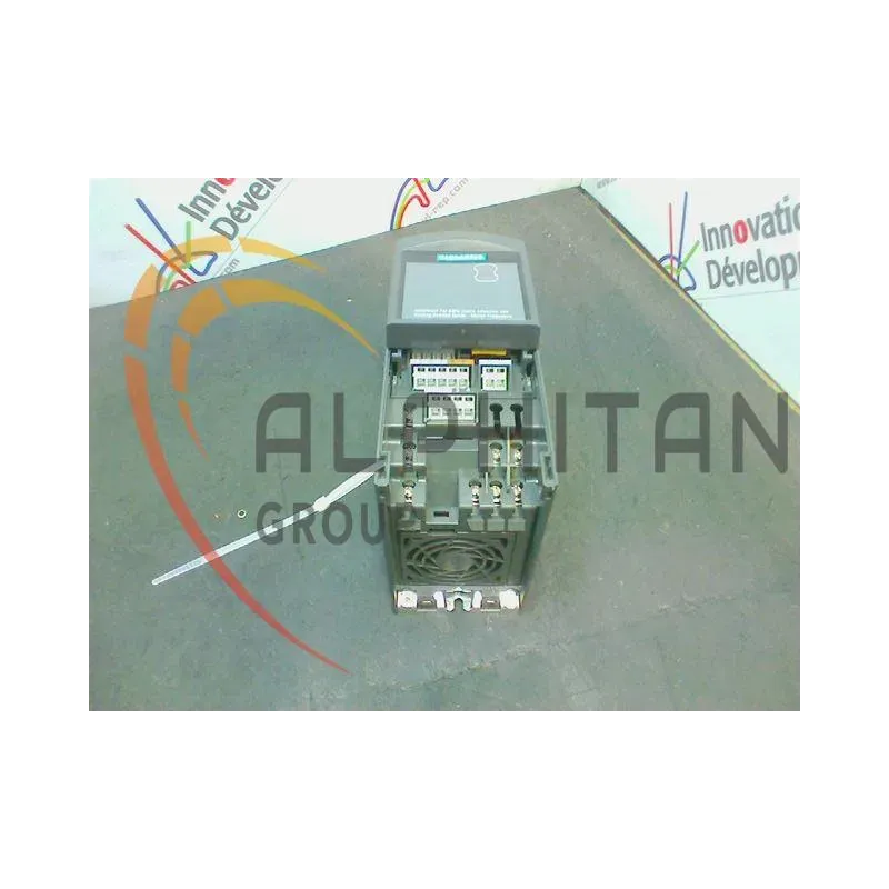 Variateur SIEMENS 6SE6 420 2UD21 1AA1 Variateur SIEMENS 6SE6 420 2UD21 1AA1