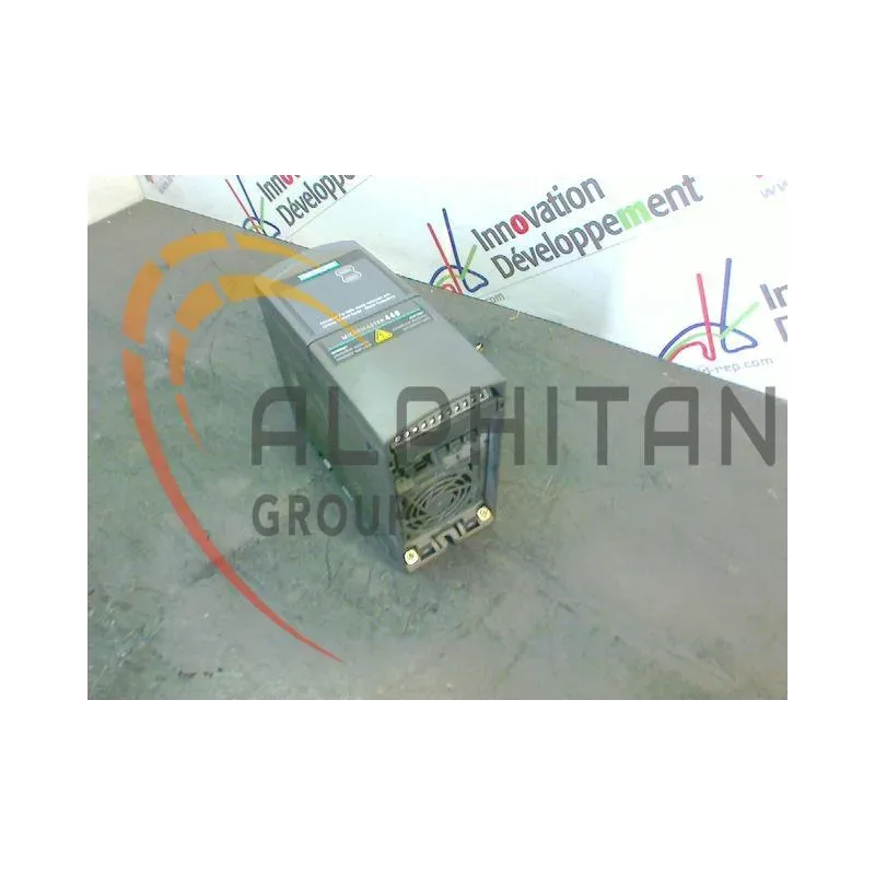 Variateur SIEMENS 6SE6 440 2AB17 5AA1 Variateur SIEMENS 6SE6 440 2AB17 5AA1