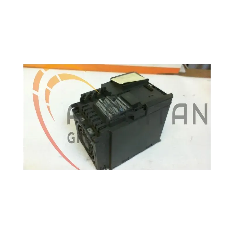 Variateur SIEMENS 6SE6 440 2AD22 2BA1 Variateur SIEMENS 6SE6 440 2AD22 2BA1