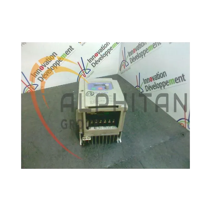 Variateur HITACHI SJ100-007NFE Variateur HITACHI SJ100-007NFE