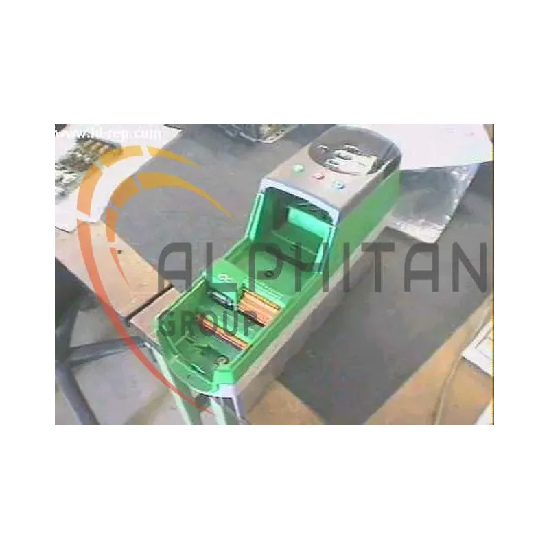 Variateur CONTROL TECHNIQUES UNI1402 Variateur CONTROL TECHNIQUES UNI1402