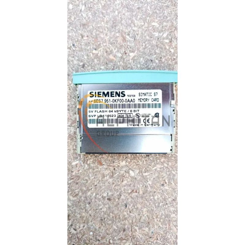 CARTOUCHE MEMOIRE SIEMENS 6ES7 951 0KF00 0AA0 CARTOUCHE MEMOIRE SIEMENS 6ES7 951 0KF00 0AA0