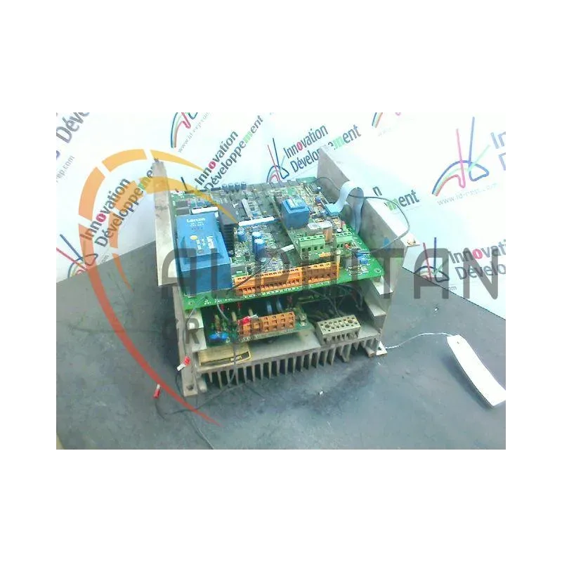 Variateur LENZE 493-E-4C Variateur LENZE 493-E-4C