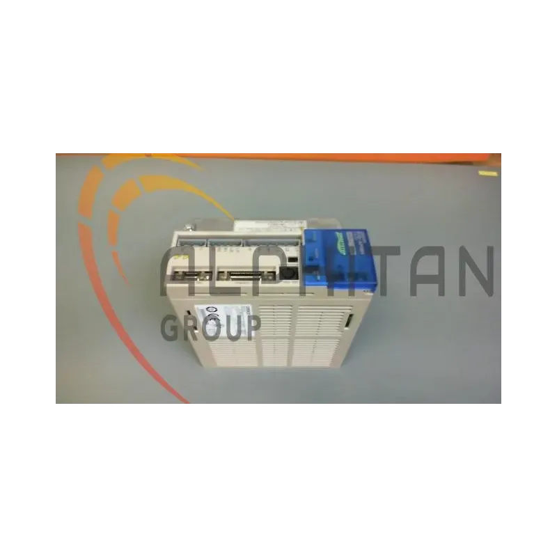 VARIATEUR OMRON R7D-AP08H VARIATEUR OMRON R7D-AP08H